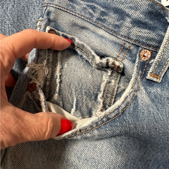 Re/Done Vintage Levi’s 501 destroyed knee raw hem jeans classic wash holes raw - Picture 15 of 17